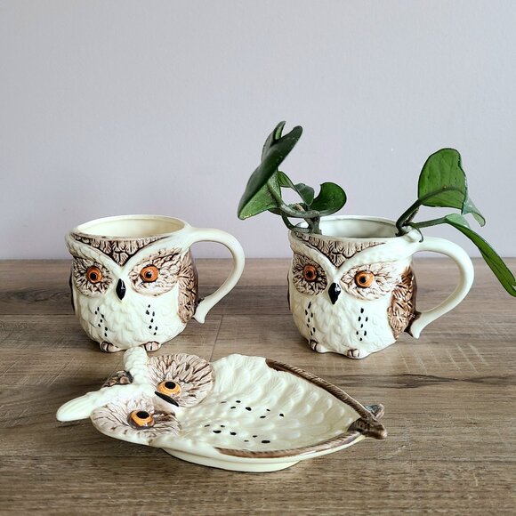 vintage Enesco Other - Vintage 1980 Enesco Japan 2 owl mugs and dish. AS IS.